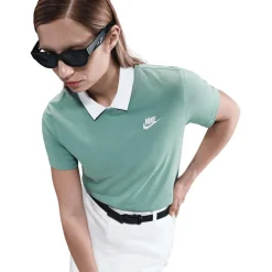 Sportswear Club Essentials T-shirt