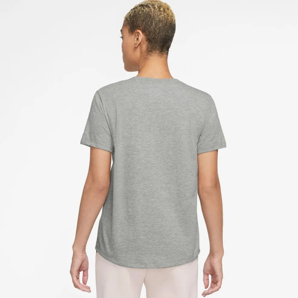Sportswear Club Essentials T-shirt