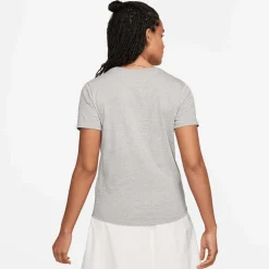 Sportswear Club Essentials T-shirt