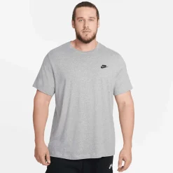 Sportswear Club T-shirt