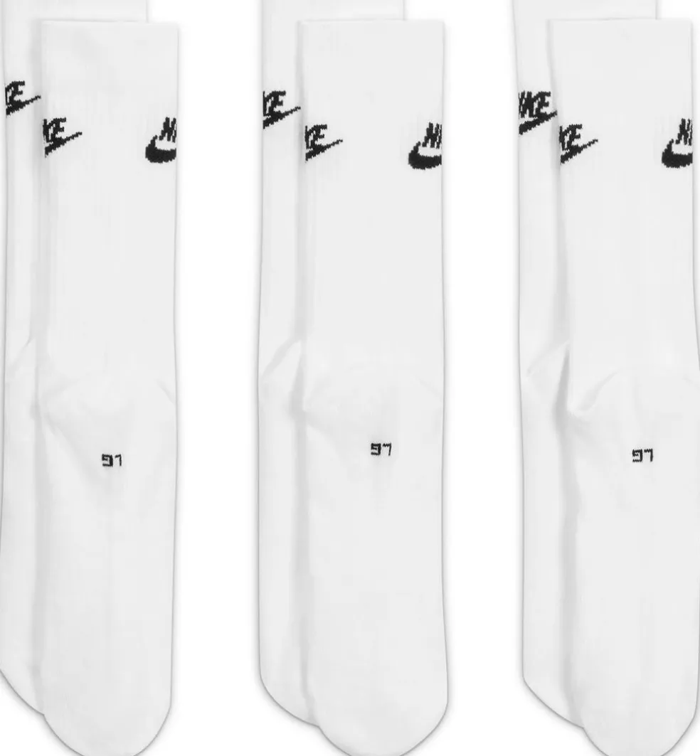 sportswear everyday essential