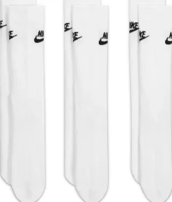 sportswear everyday essential