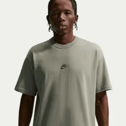 Sportswear Premium Essentials T-shirt