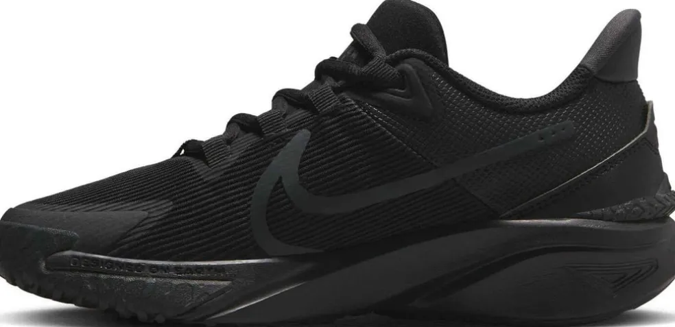 Star Runner 4 kids sneakers