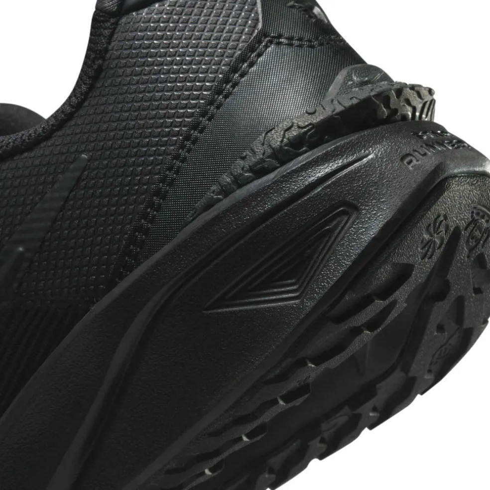 Star Runner 4 kids sneakers