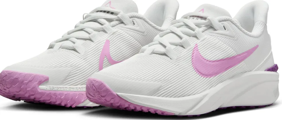 Star Runner 4 kids sneakers