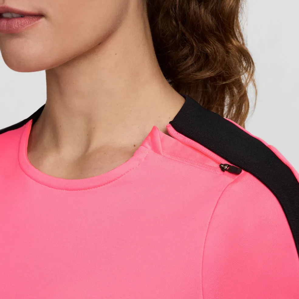 Strike longsleeve top