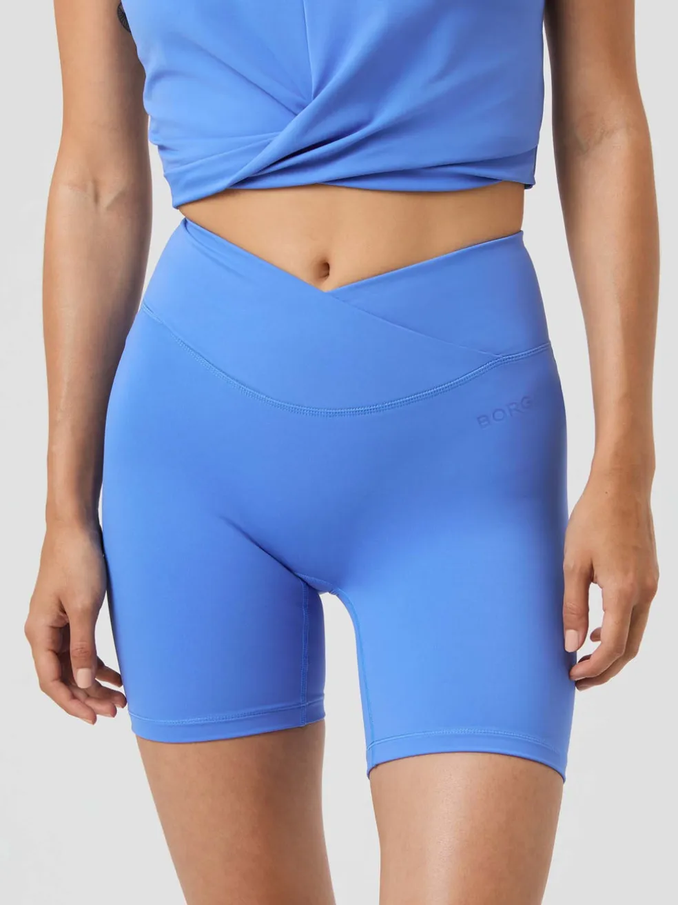 Studio Cross short