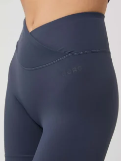 Studio Cross short