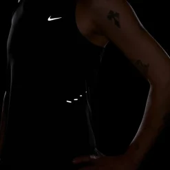 Swift Dri-FIT Tank top
