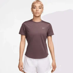 swift women's dri-fit short-sl