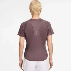 swift women's dri-fit short-sl
