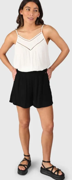 Tanye Women Top