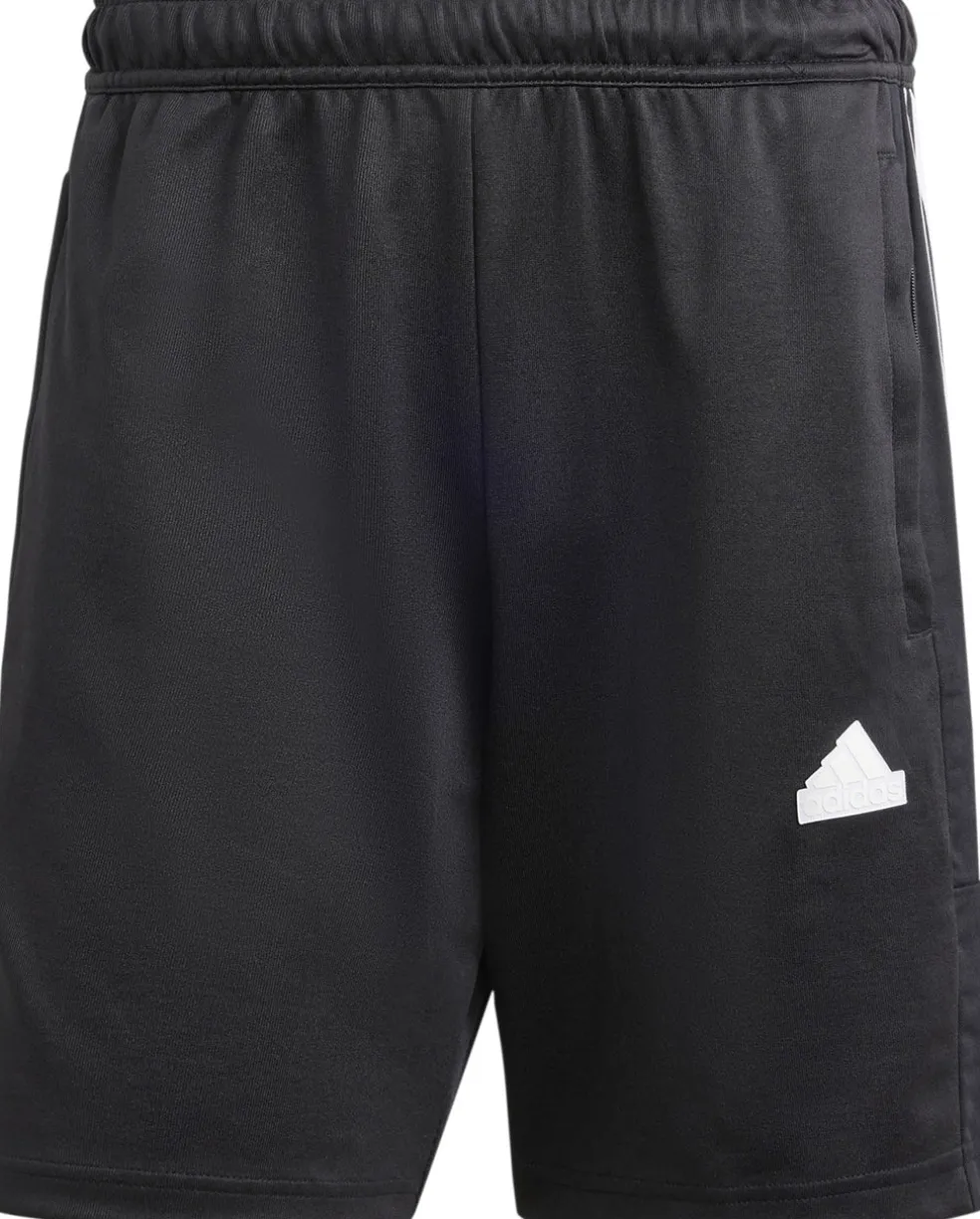 Tiro short