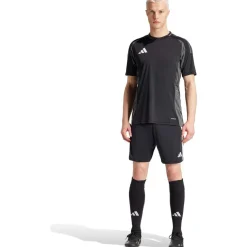 Tiro 24 Short