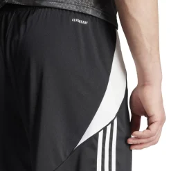 Tiro 24 Short