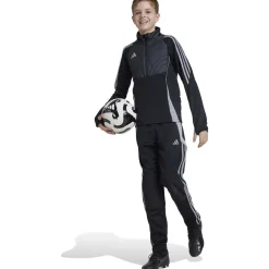 Tiro 24 Winterized Jack Kids