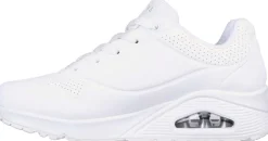 Uno sneakers