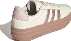 VI Court Bold sneakers