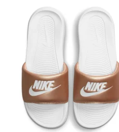 Victori One slippers