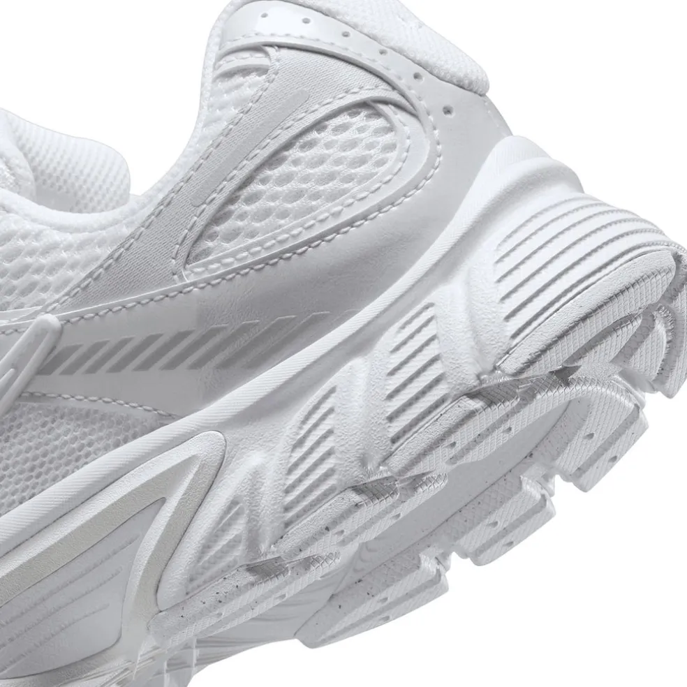 v5 rnr sneakers