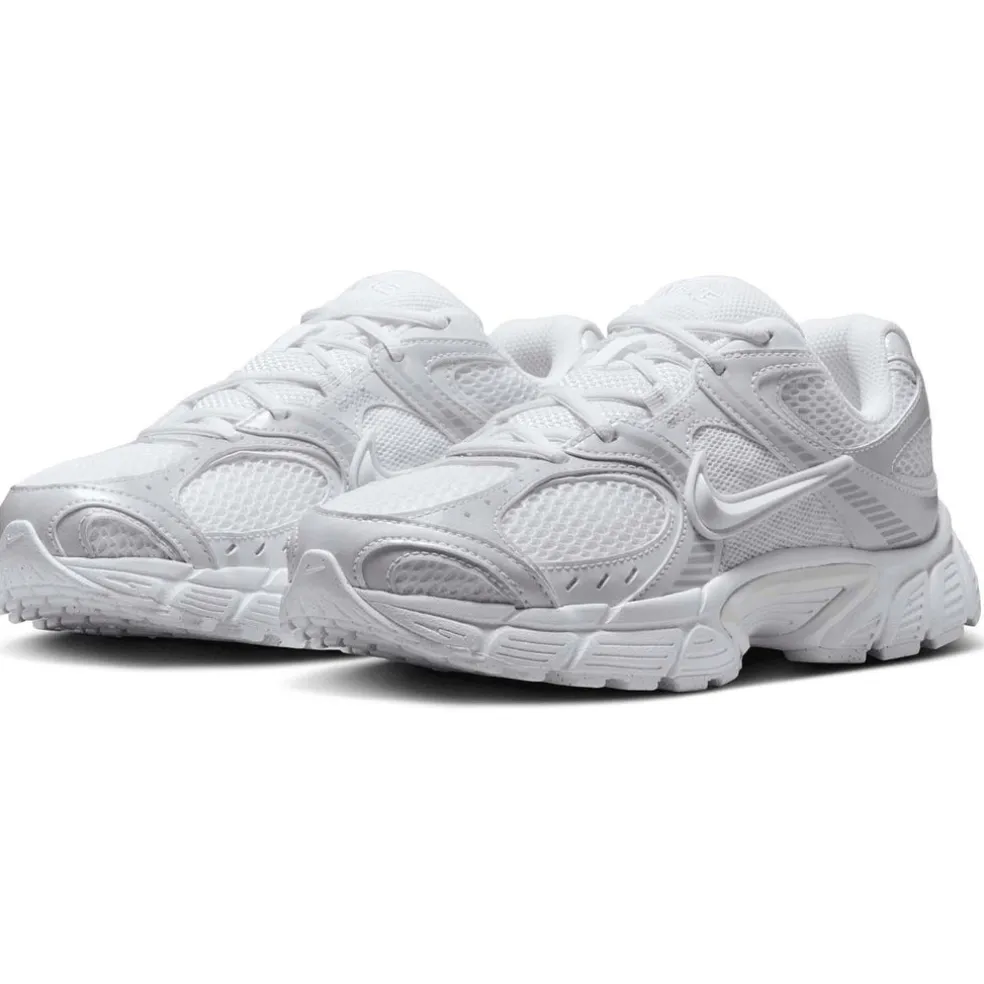 v5 rnr sneakers