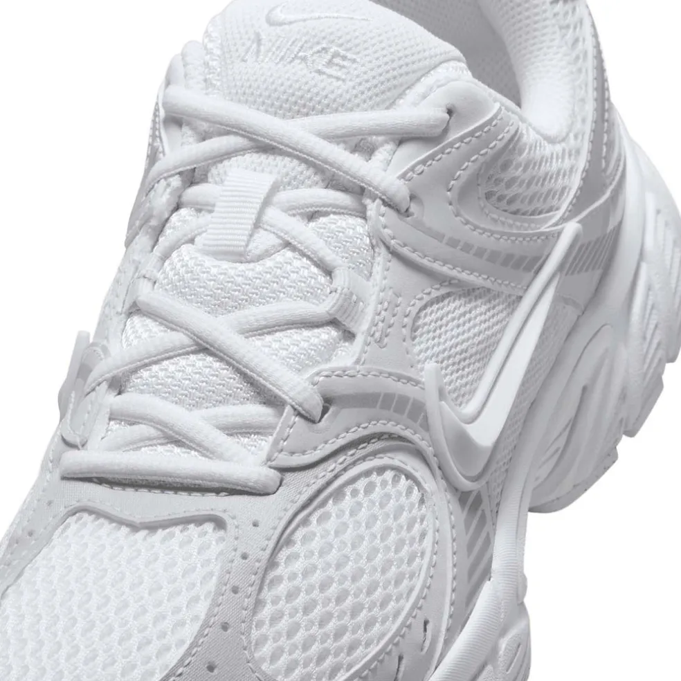 v5 rnr sneakers