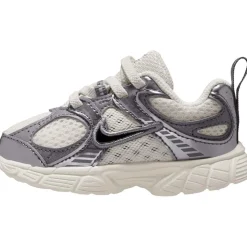 v5 runner baby/toddler shoes