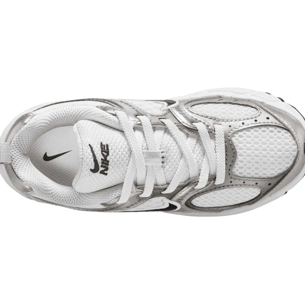v5 runner little kids' shoes