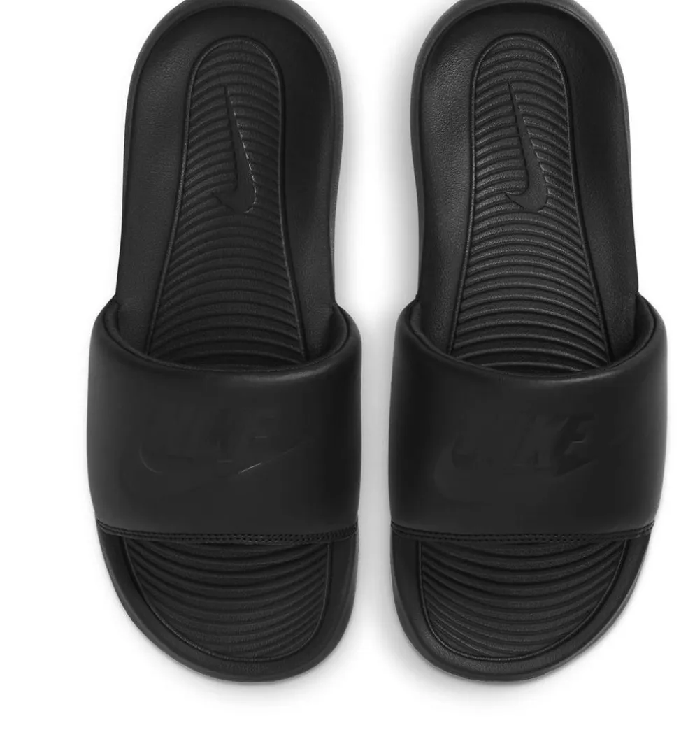 W NIKE VICTORI ONE SLIDE