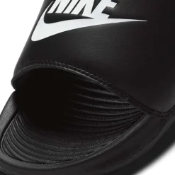 W NIKE VICTORI ONE SLIDE