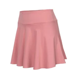 women flowing skirt
