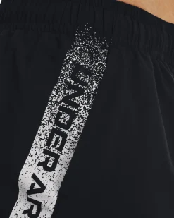 Woven Graphic short
