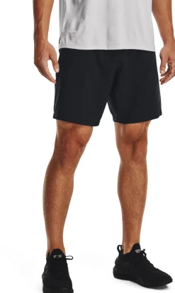 Woven Graphic short