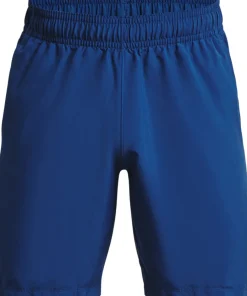 Woven Graphic short
